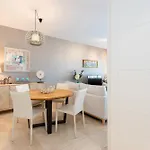 アパート Hoyo 19 Apartment., Padierna *