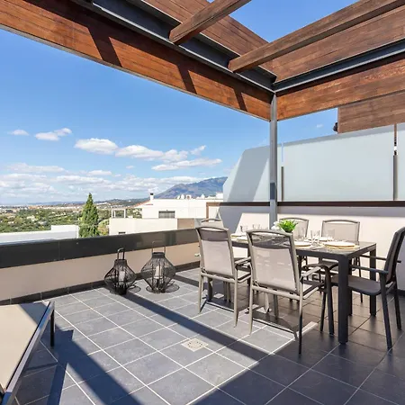 Hoyo 19 Apartment., Padierna アパート