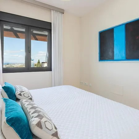 Hoyo 19 Apartment., Padierna * Estepona