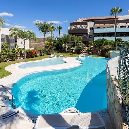 Hoyo 19 Apartment., Padierna