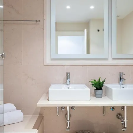 Hoyo 19 Apartment., Padierna * Estepona